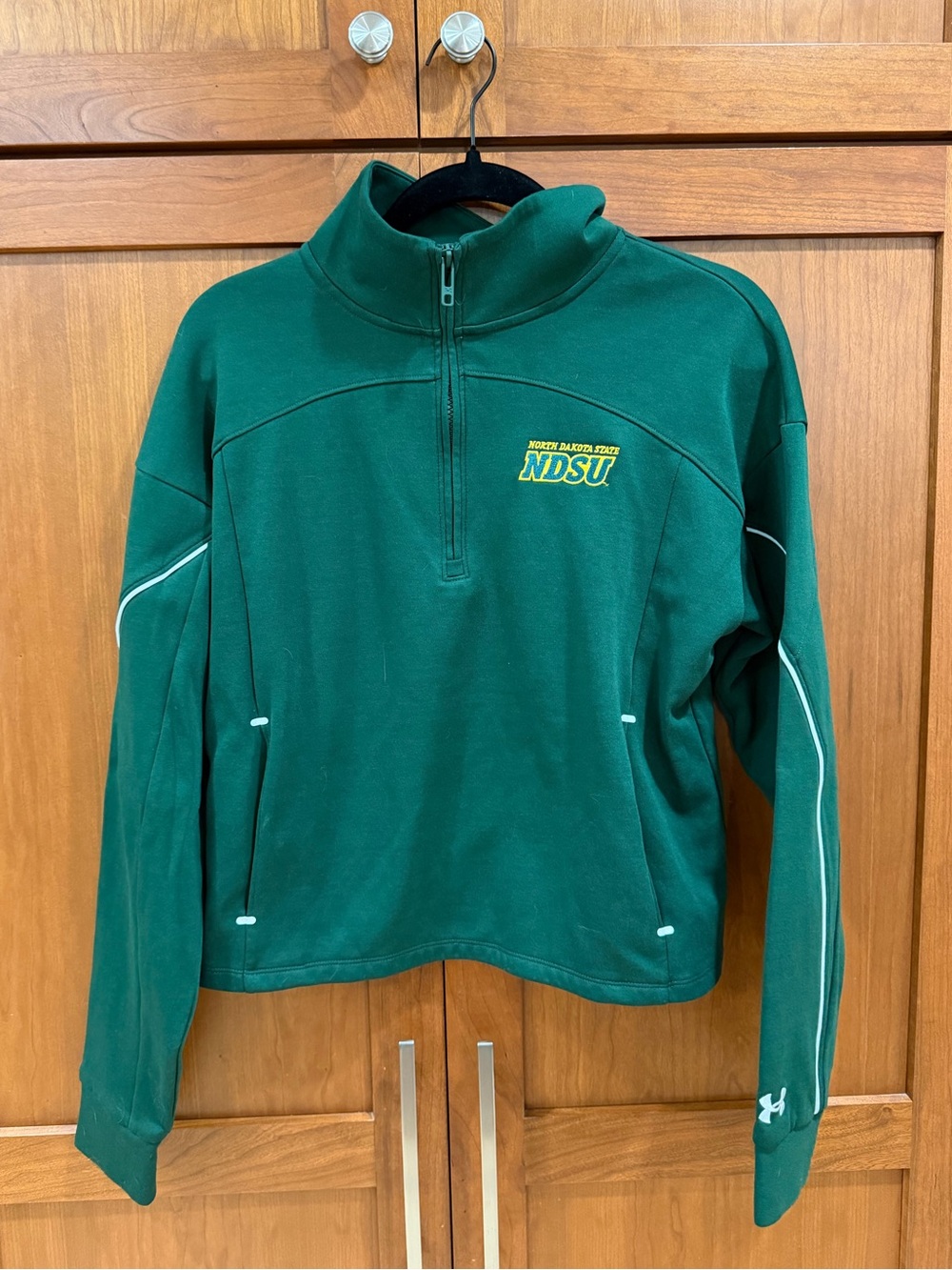 Under Armour, North Dakota State Quarter Zip Sweatshirt